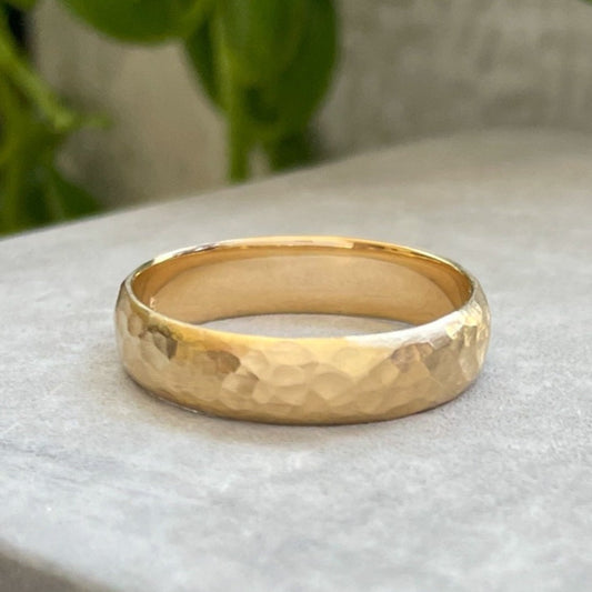 4.7mm Hammered Gold Band Ring