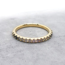 ombre diamond ring with light pink diamonds, salt and pepper diamonds, and black diamonds in 18k yellow gold