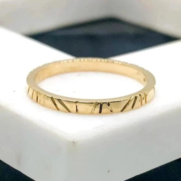 Moraga 14k Gold Hand-Detailed Stacking Ring