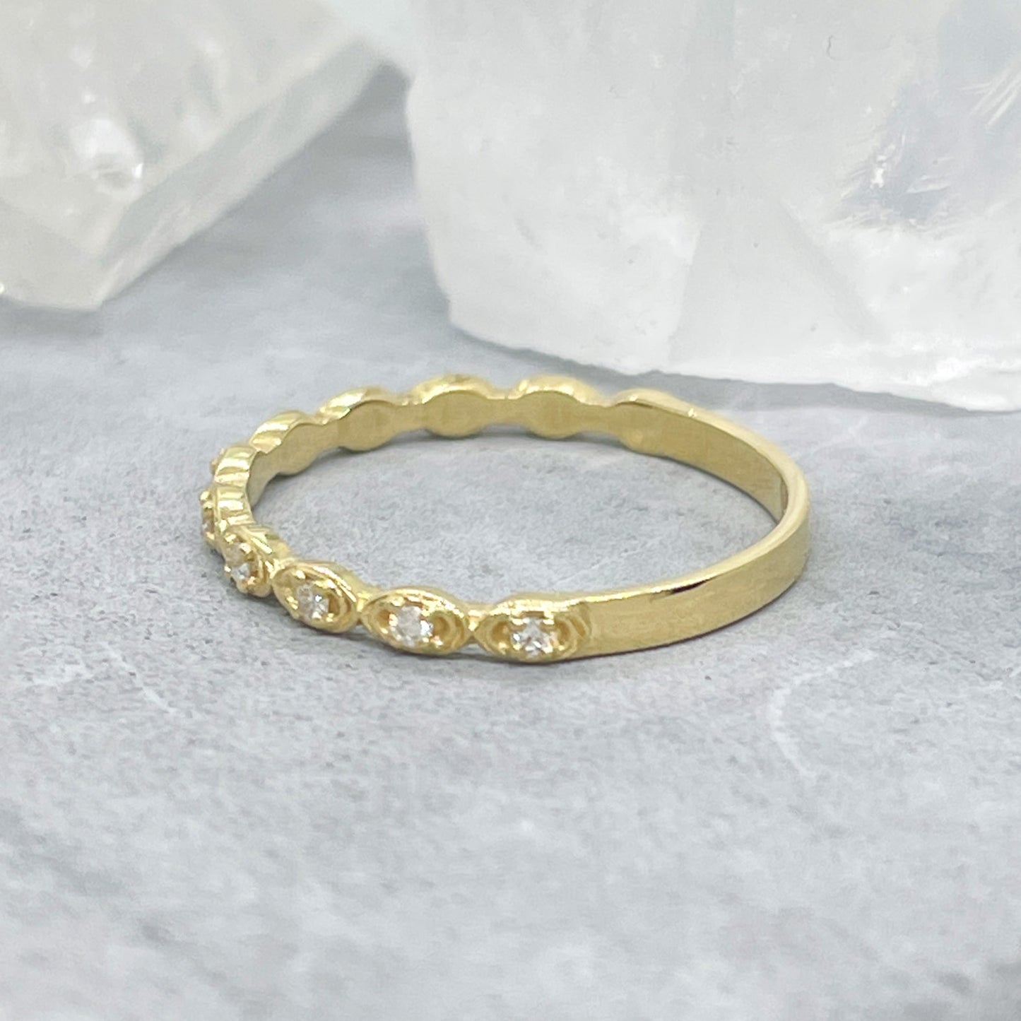 Marina 18k Yellow Gold Scalloped Diamond Band Ring